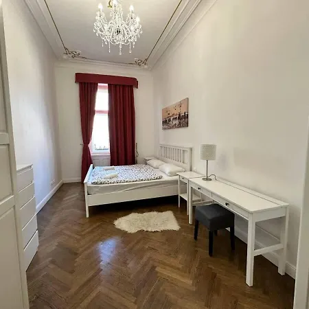 Luxury Flat In Wenceslas Square Apartman